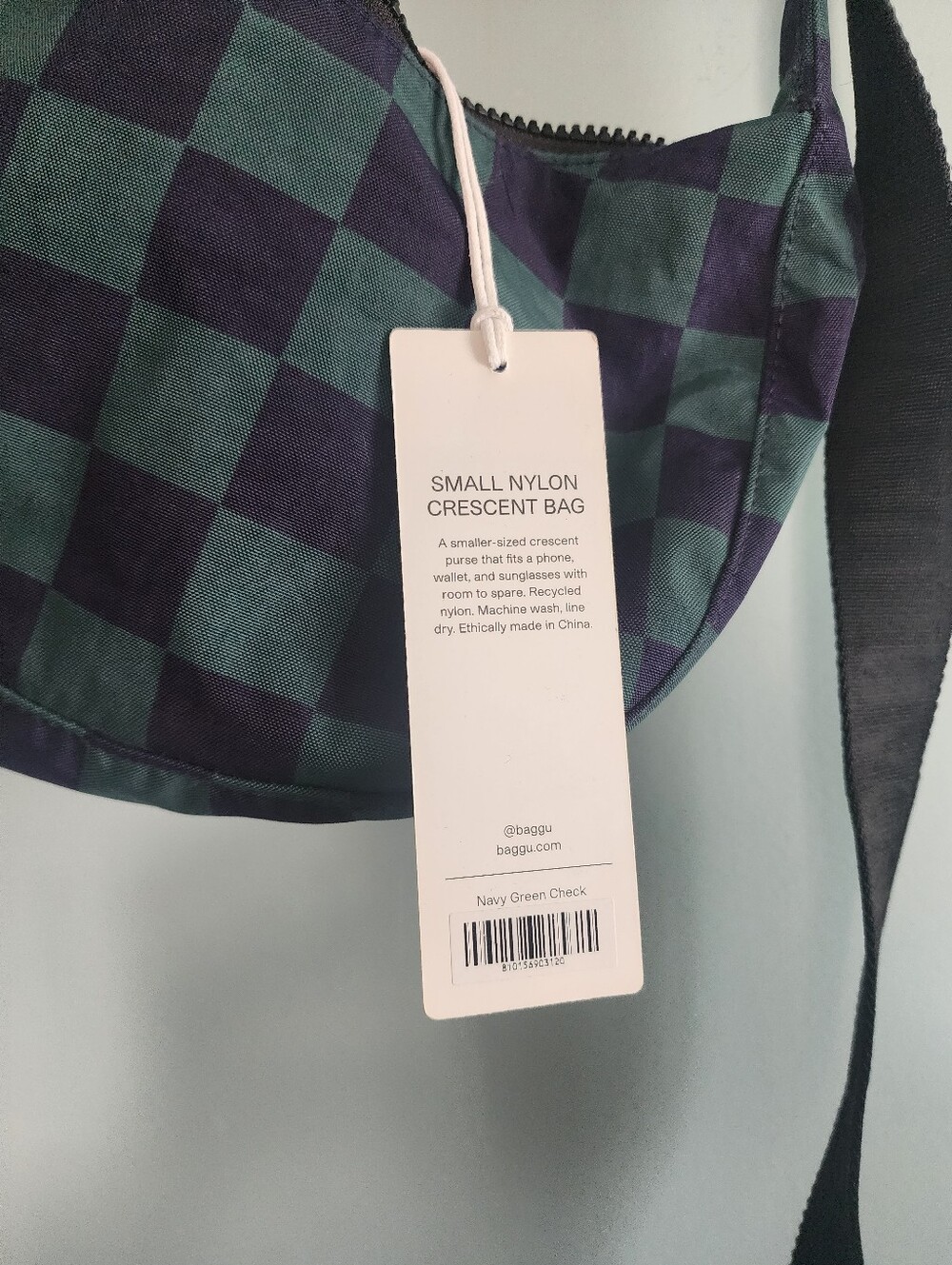 BAGGU Small Checkerboard Crescent Shoulder Bag in Green and Navy NWT - Picture 3 of 3